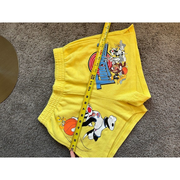 Loony Tunes ribbed yellow corduroy shorts, size small - Picture 13 of 15